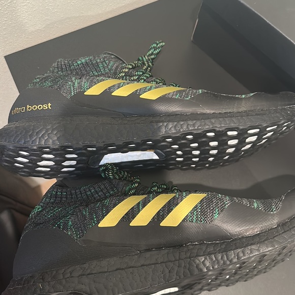Adidas Ultraboost DNA x Von Miller Men's Mid Shoes - Picture 8 of 15